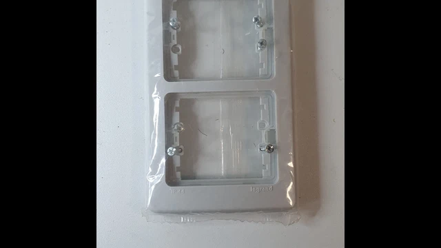 Plaque Double Horizontale Legrand Sagane 85507 Grise – Pour Installation électrique