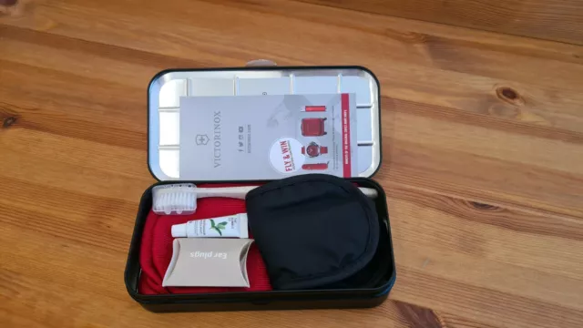 SWISS Int. Airlines Business Class amenity kit, NEW