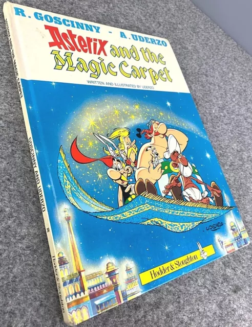 Asterix & the Magic Carpet: Hodder 1988 1st UK Edition Hardback Asterix Book EO