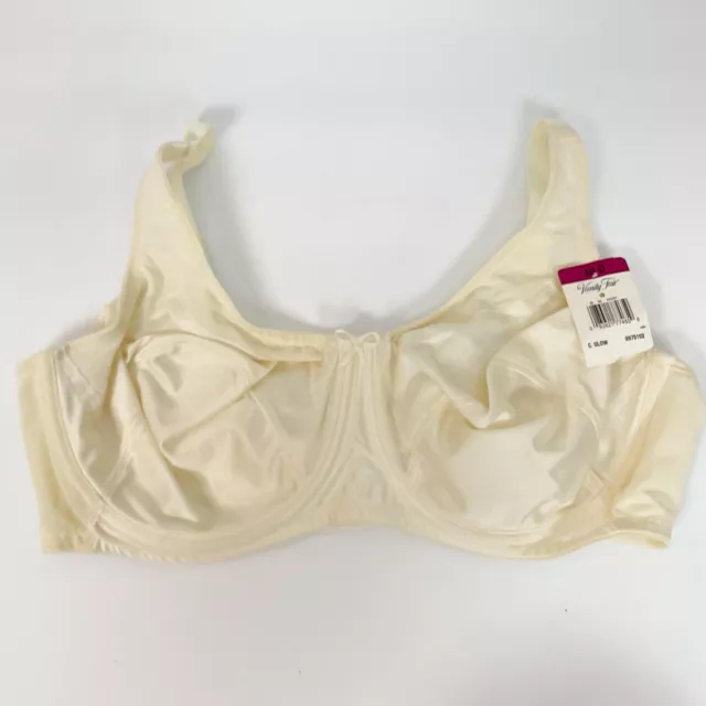 1223 VANITY FAIR White 38B Satin & Lace Molded Cup Underwire Bra #75165  VINTAGE