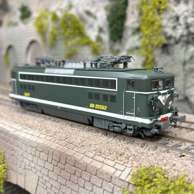 HO] : Locomotive diesel BB 67608, Livrée INFRA, NEVERS, Ep. VI, Analogique - REE MB242 - Paris Modélisme
