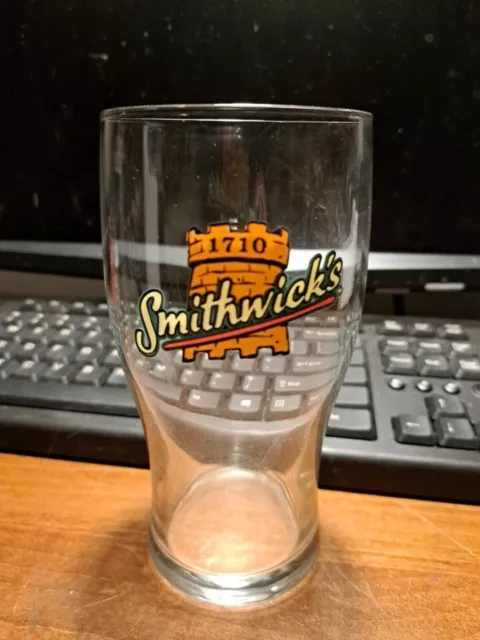 Smithwick's 1710 Irish Ale Tulip Pint 16 oz Beer Glass