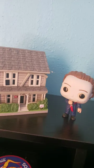 Funko Pop Town- Michael Myers with Myers House SPIRIT EXCLUSIVE