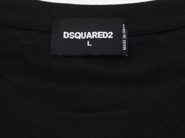 Dsquared2 Family Against Entire World Logo Print T-Shirt in Black Sz L 3