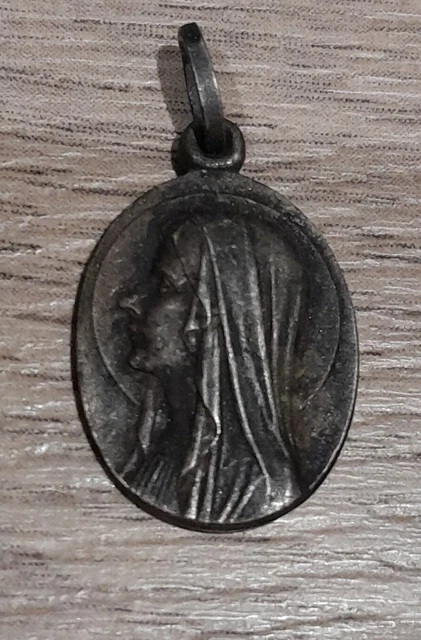 Broche Vierge Marie Ste Bernadette Grotte De Lourdes Vintage - Métal Argenté Terni