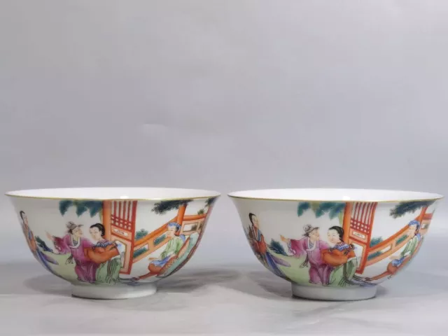 A Pair Beautiful Chinese Hand Painting Famille Rose Porcelain Figure Bowl