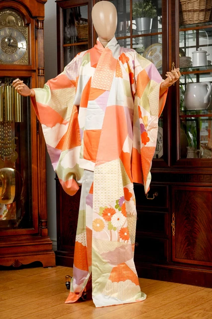 Dear Vanilla Japanese Silk Furisode Kimono Women's Authentic Japan Made Vintage