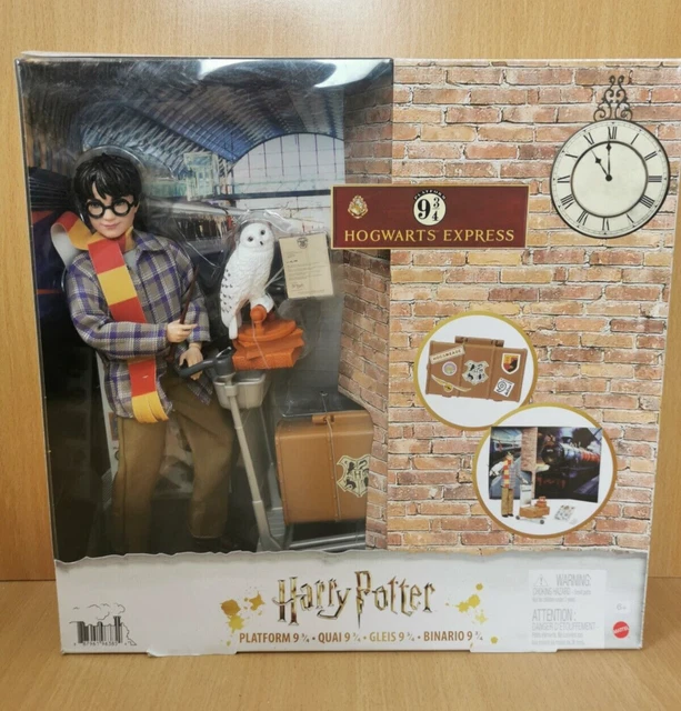 Harry Potter Hogwarts Express Platform 9 3/4 Playset Doll & Accessories Toy New