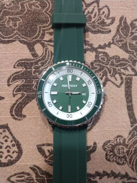 Aocasdiy Green Mens Sports Watch with Silicon Band (Never worn)