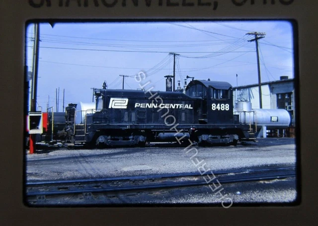 Original '71 Kodachrome Slide PC Penn Central 8488 SW1  Sharonville, OH   36T17