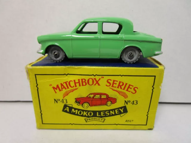 Matchbox Lesney Diecast Model Series 1-75 No 43 Hillman Minx