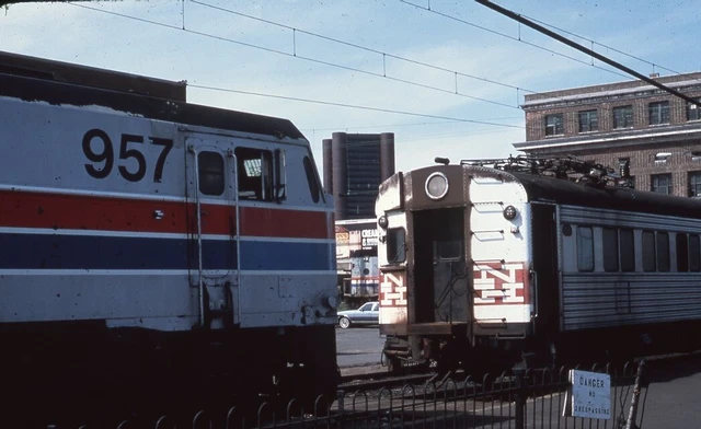 NEW HAVEN AMTRAK Railroad Train CT *Duplicate* 1983 Photo Slide
