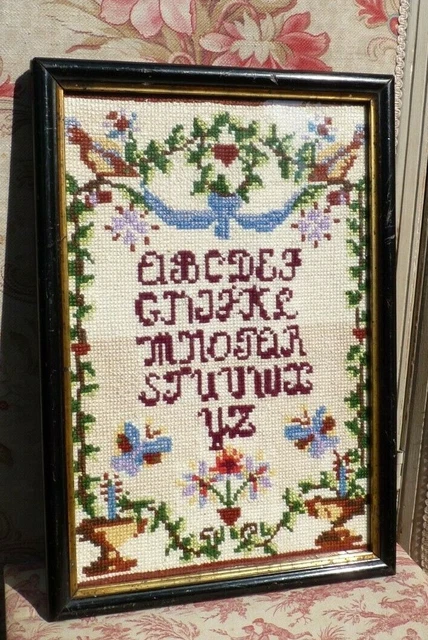 Ancienne Broderie Point De Croix Sous Cadre - Occasion - Décoration Vintage Française