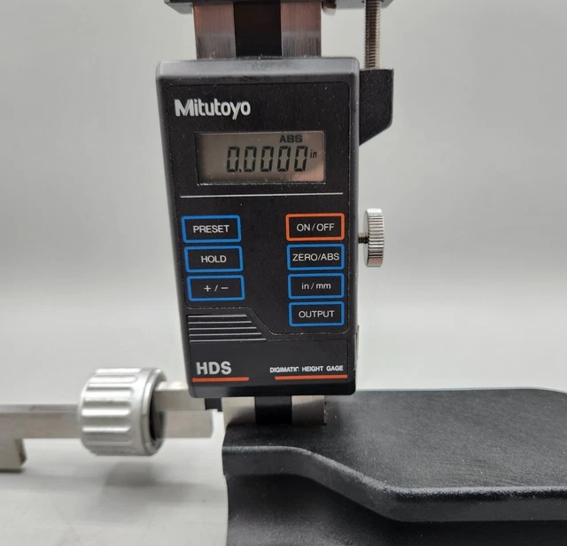 MITUTOYO DIGIMATIC HDS 12" Digital Height Gage HDS12" 570233 .0005