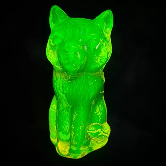 Uranium Glass Figurine Cat Vaseline Clear Yellow Uranum Depression Glass