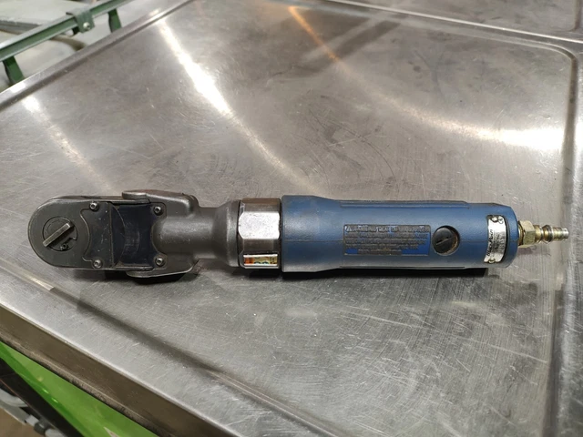 Plue Point 3/8 Flex Head Air Ratchet AT714