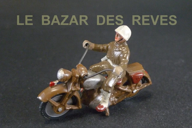 QUIRALU.   Moto Police militaire  MP.
