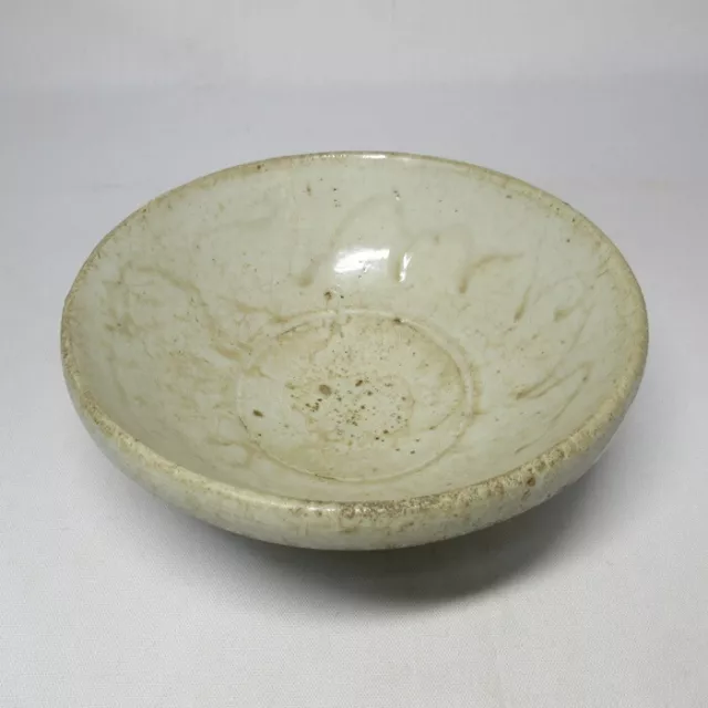 G2047: Korean old white porcelain ware bowl of Joseon dynasty w/good atmosphere