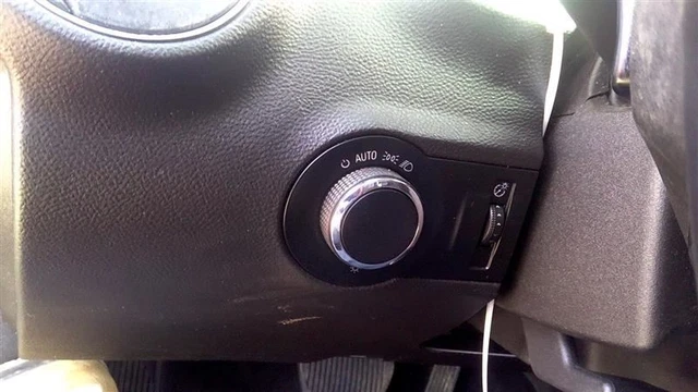 CAMARO    2010 Dash/Interior/Seat Switch 103894451