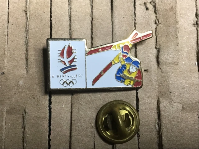 pin's Jeux Olympiques Albertville 1992 - station ski les Saisies Savoie