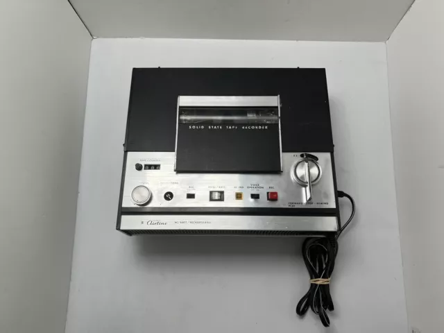 WARDS AIRLINE REEL To Reel Tape Player/Recorder Model No. GEN-3647