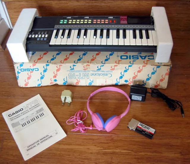 Vintage 1986 Casio MT-18 in box Casiotone Mini Keyboard with ROM pack SYDNEY PU