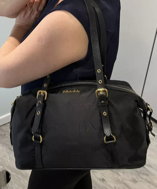 Authentic Tessuto Prada Tote Sholder Bag Medium Black