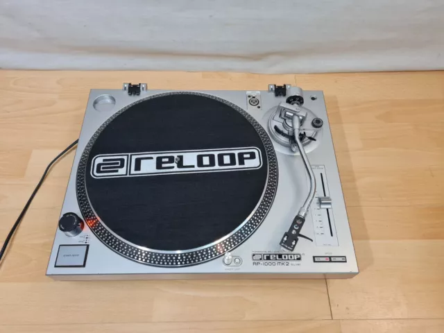 1 von 2 Reloop RP-1000 MK2 Silver Belt Drive Turntable DJ Plattenspieler