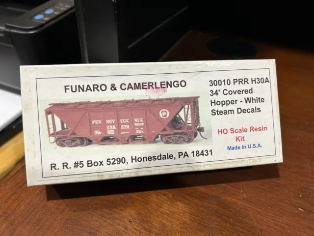 HO Scale Funaro & Camerlengo Pennsylvania PRR H30A 34' covered hopper kit