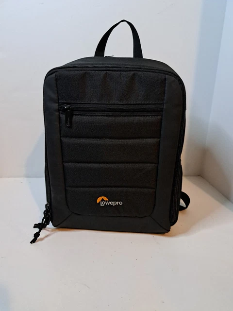 Funda ligera para cámara Lowepro Format BP 150 II (negra)