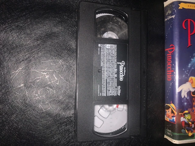 1940 Walt Disneys Pinocchio VHS 60th Anniversary Edition 88 minutes long 3
