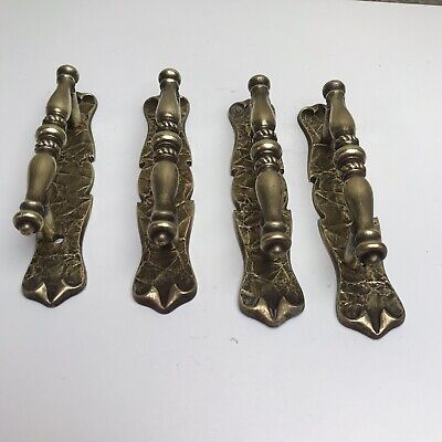 AMEROCK CARRIAGE HOUSE DRAWER PULLS With BACK PLATES  Lot Of 4 Cleaned