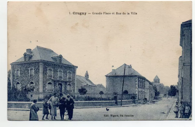 CRUGNY - Marne - CPA 51 - Grande place et rue de la ville