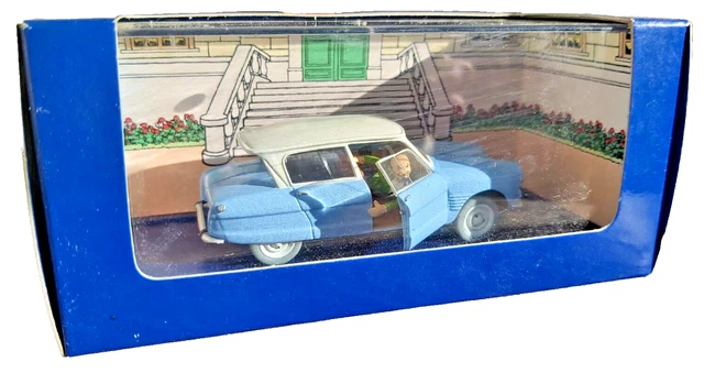 VOITURE TINTIN Série 2 N°04 CITROEN 2CV 1954 BIJOUX DE LA CASTAFIOR Atlas 143