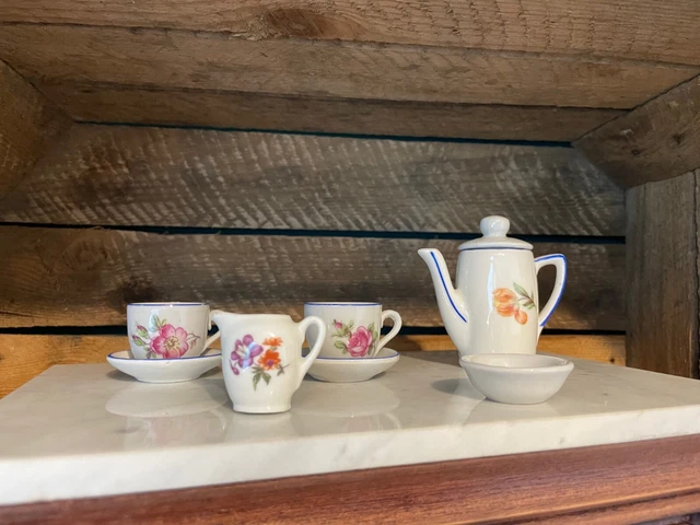 VAISSELLE POUPÉE, SERVICE à café. dinette miniature EUR 8,00 - FR
