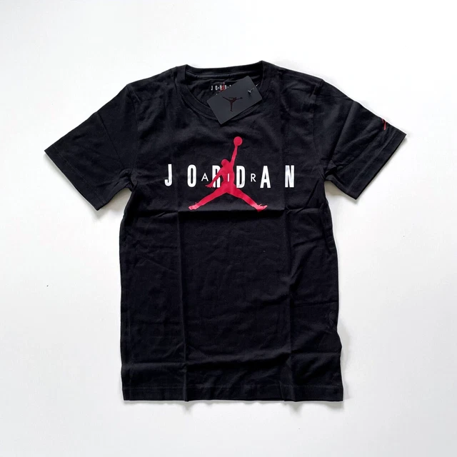 T-shirt Nike Air Jordan bambini bambini nera | taglia L / 12-13 anni | 29,95 €* T-shirt Nike Air Jordan bambini bambini nera | taglia L / 12-13 anni | 29,95 €*