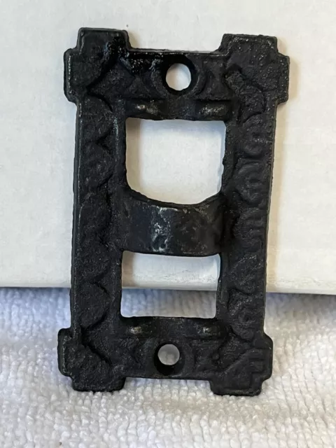 Cast Iron Wall Hanging Wall Plate Holder Piece Cast Iron Bracket Oil Lamp 3 Inch