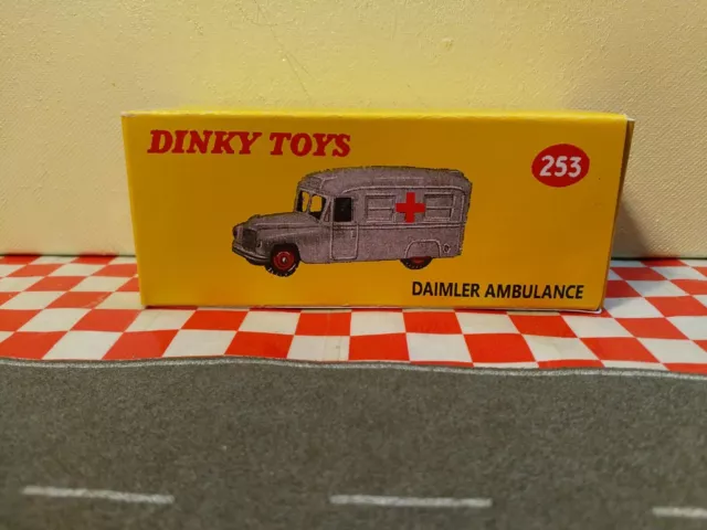 Dinky Toys No 253 Daimler Ambulance EMPTY Repro box ONLY    NO CAR