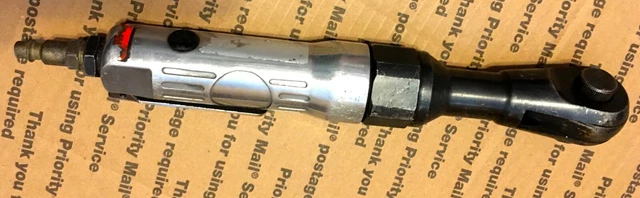 3/8" Air Pneumatic Ratchet Wrench Mechanics Automotive Power Tool used