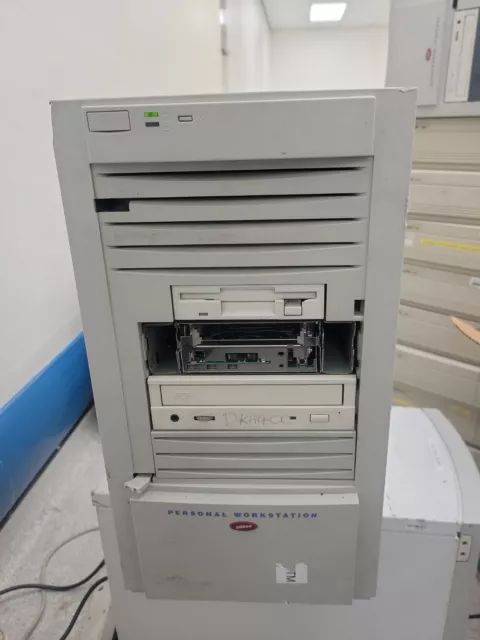 Dec digital Personal Workstation- SN-B3AAA-R2 VINTAGE 1998-POWER TESTED ONLY.(2)