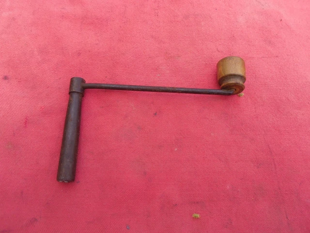 Clé Manivelle + Corde Paraffinée 4,20m Pour Horloge Comtoise N°8