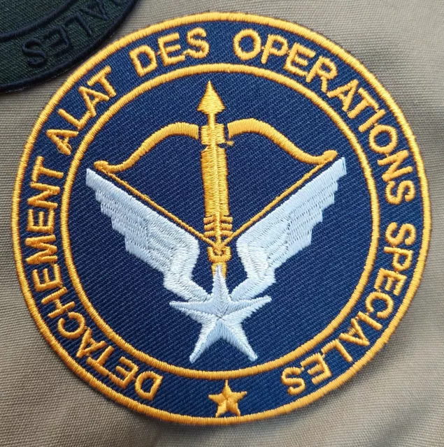 Ecusson insigne commando para . COS . ALAT . Forces speciales . Special forces