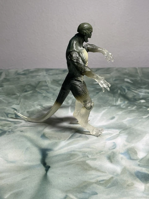 Marvel Universe INVISI-SKIN LIZARD 3.75" Figure Amazing Spiderman Movie Series 2