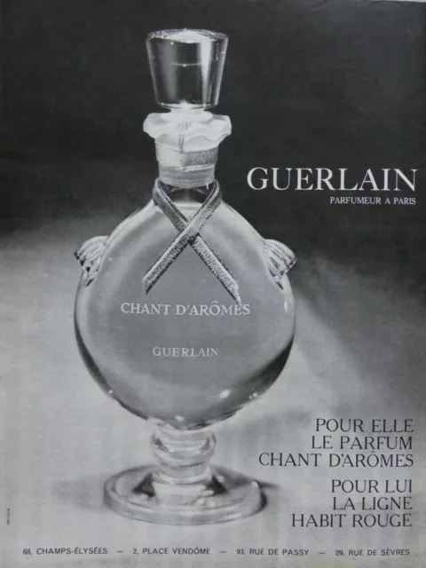 Publicité De Presse 1966 Parfum De Guerlain Elle Chant D'arômes Lui Habit Rouge.