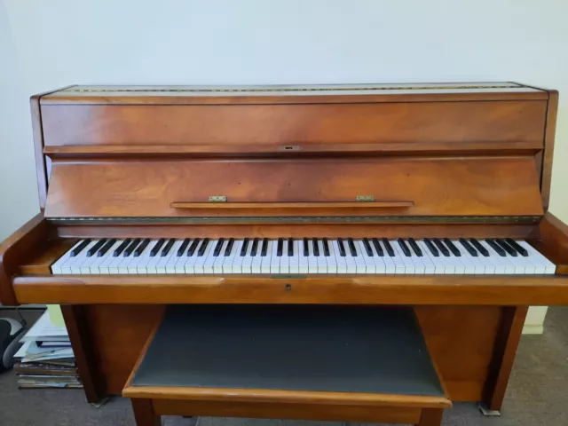 Piano upright good condition NSW Central Coast