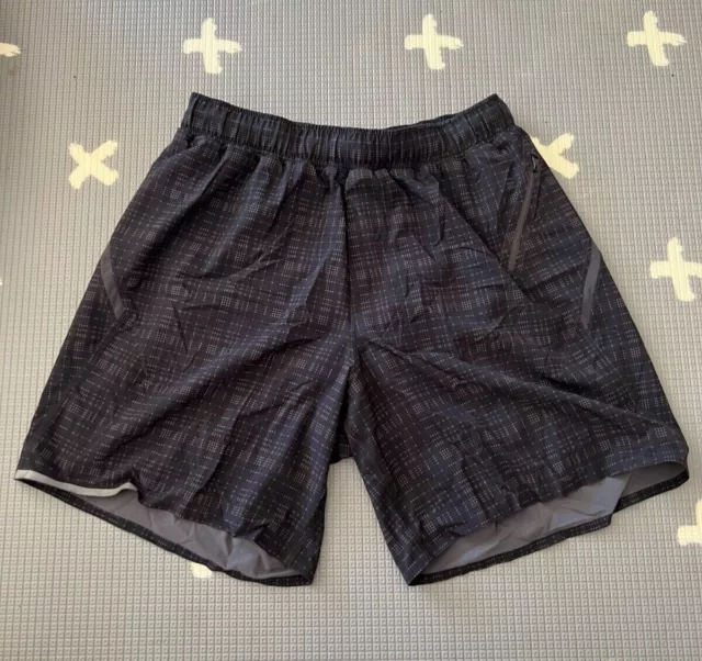 lululemon mens surge shorts medium (m) 7” black with subtle print 🔥