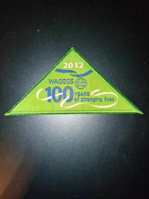 GUIDE/GIRLGUIDING WAGGGS 100 years of changing lives green badge ...