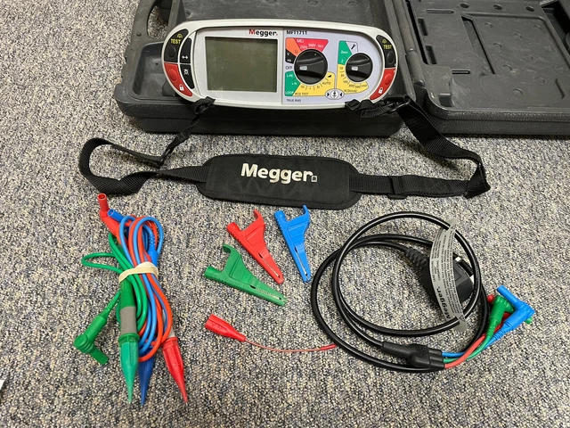 Tester Multifunzione Megger Mft1711 - Custodia Rigida, Cavi, Certificato Cal Incluso