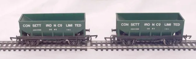 2x Hornby 00 Scale R.232 Consett Iron Co Limited Ore Hopper Wagons