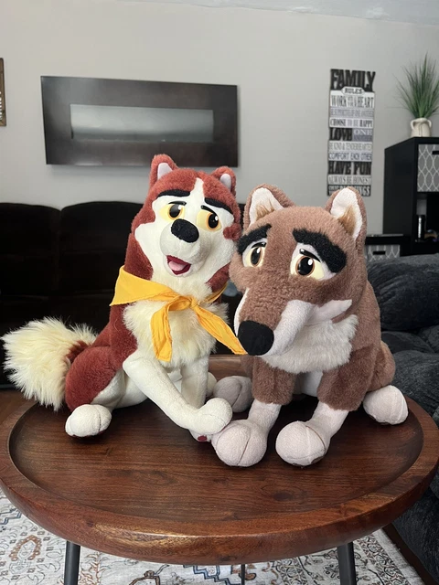 RARE 1995 UNIVERSAL Studios Balto And Jenna Plush Husky Dog
